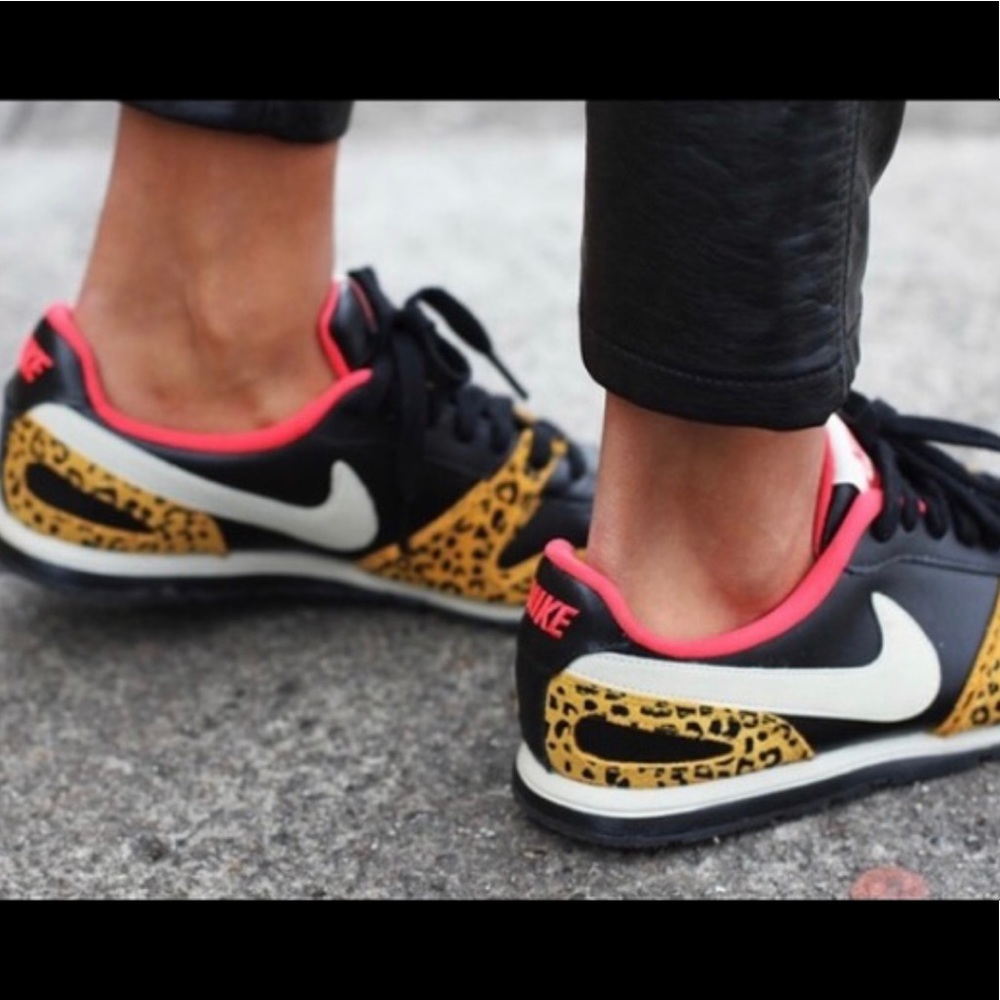 Women’s Eclipse ll premium leather nikes